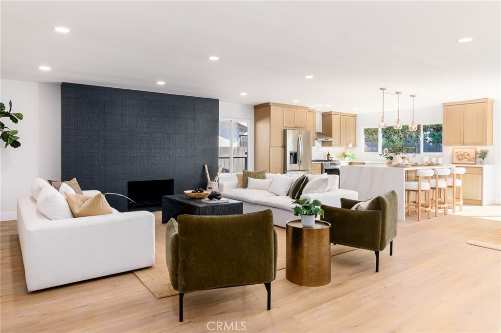 5996 College Ave - photo 6