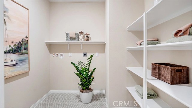 Detail Gallery Image 18 of 26 For 17561 Bassets St, Hesperia,  CA 92345 - 5 Beds | 3 Baths