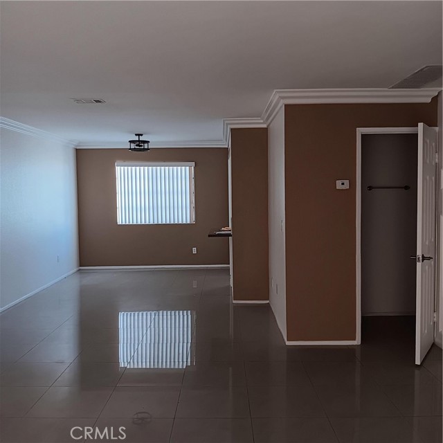 1419 W 179th Street, Gardena CA: https://media.crmls.org/medias/777cac81-baa6-42b3-a672-3f9d3f23a004.jpg