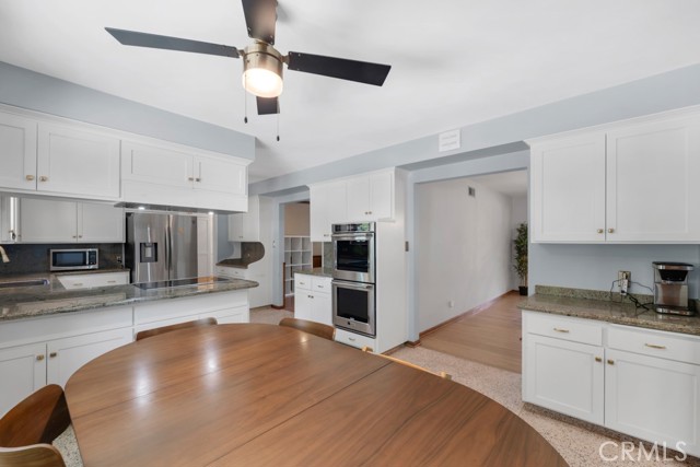 10335 Sylvia Avenue, Porter Ranch CA: https://media.crmls.org/medias/777d827d-3d79-4cdf-a91c-5325d3f8c1b9.jpg
