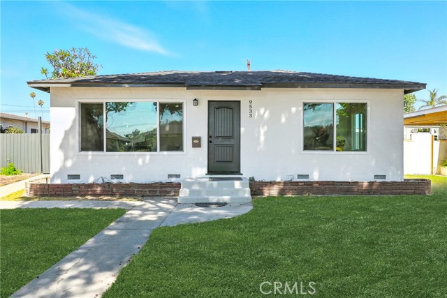 9533 Paramount Boulevard, Downey CA: https://media.crmls.org/medias/777e3291-f273-4c41-8e5b-081c92317d43.jpg