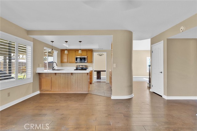 Detail Gallery Image 15 of 41 For 13044 San Lucas, Victorville,  CA 92392 - 4 Beds | 2/1 Baths