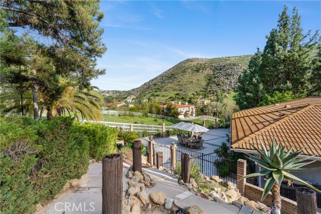 Detail Gallery Image 18 of 25 For 95 Buckskin Rd, Bell Canyon,  CA 91307 - 4 Beds | 2/1 Baths