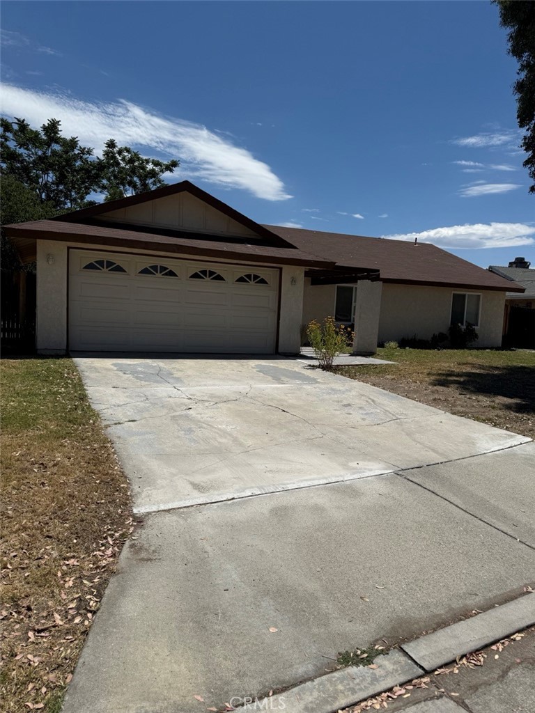 25134 Hazelwood Circle