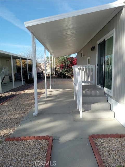 Detail Gallery Image 2 of 5 For 1600 S San Jacinto Ave, San Jacinto,  CA 92583 - 1 Beds | 1 Baths