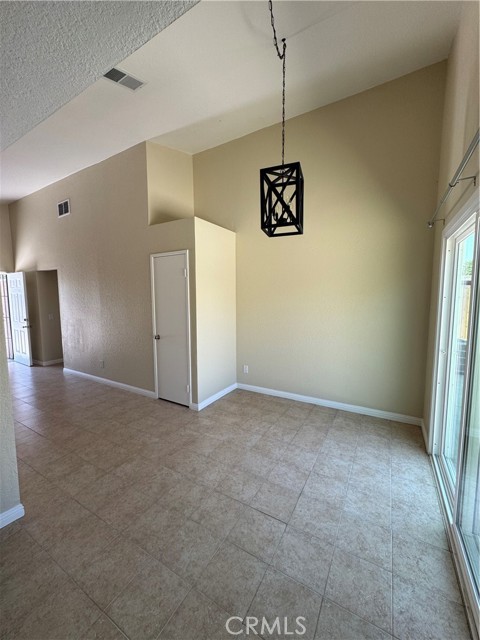 Detail Gallery Image 7 of 20 For 510 Harvest Rd, Perris,  CA 92571 - 3 Beds | 2 Baths