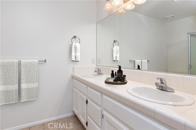 Detail Gallery Image 14 of 17 For 225 W Central Ave #C,  Monrovia,  CA 91016 - 2 Beds | 2 Baths