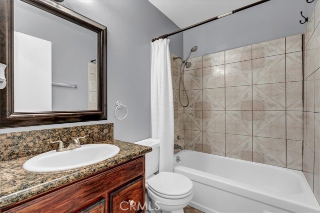 Detail Gallery Image 13 of 39 For 512 Arrowhead Ct, Modesto,  CA 95351 - 3 Beds | 2 Baths