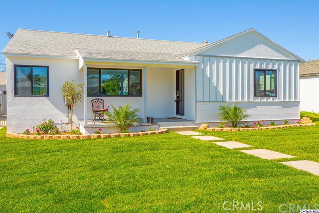 2 Bed Home for Sale in Sun Valley, California
