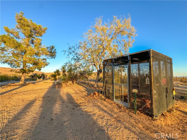 Detail Gallery Image 47 of 56 For 44080 Lanfair Rd, Needles,  CA 92363 - 3 Beds | 3 Baths