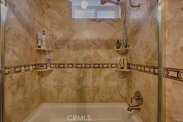 Detail Gallery Image 9 of 12 For 5500 Paseo Del Lago 1f,  Laguna Woods,  CA 92637 - 2 Beds | 2 Baths