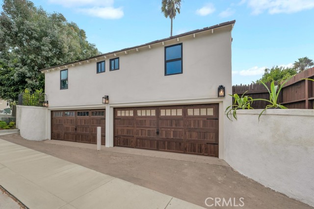 10 Camel Point, Laguna Beach CA: https://media.crmls.org/medias/7782ab42-0d77-4241-b04b-16c4be90fada.jpg