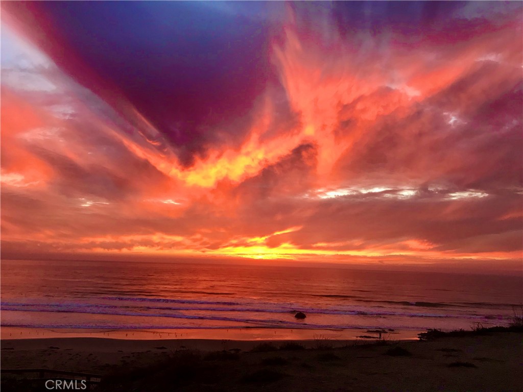https://media.crmls.org/medias/77840dec-2ab9-4adf-bce5-dc960409ea85.jpg?preset=X-Large