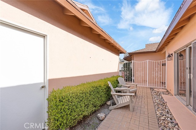 Detail Gallery Image 3 of 35 For 12162 Quartz, Garden Grove,  CA 92843 - 3 Beds | 2/1 Baths