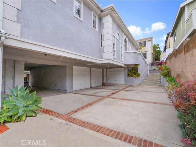 1931 Ruhland Avenue, Redondo Beach, California 90278, ,Residential Income,Sold,Ruhland,SB23015850