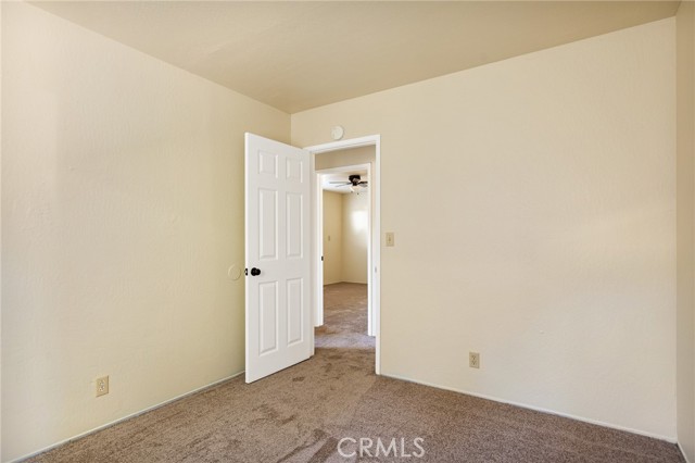 Detail Gallery Image 15 of 25 For 2560 Oak Dr, Running Springs,  CA 92382 - 3 Beds | 2 Baths