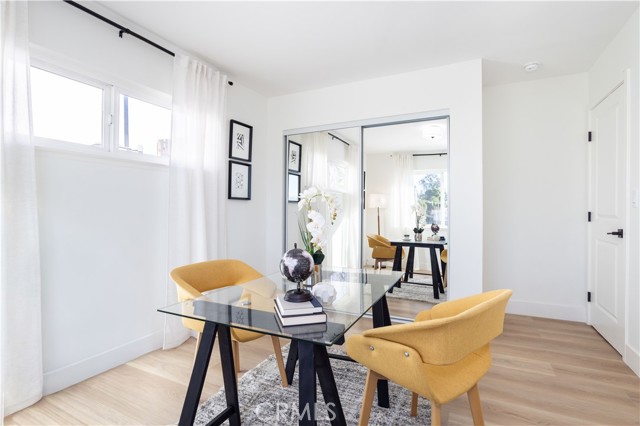 Detail Gallery Image 25 of 41 For 11722 Hayvenhurst, Granada Hills,  CA 91344 - 4 Beds | 3 Baths