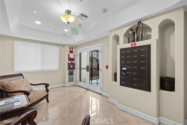 Detail Gallery Image 20 of 32 For 12044 Hoffman St #204,  Studio City,  CA 91604 - 3 Beds | 3 Baths