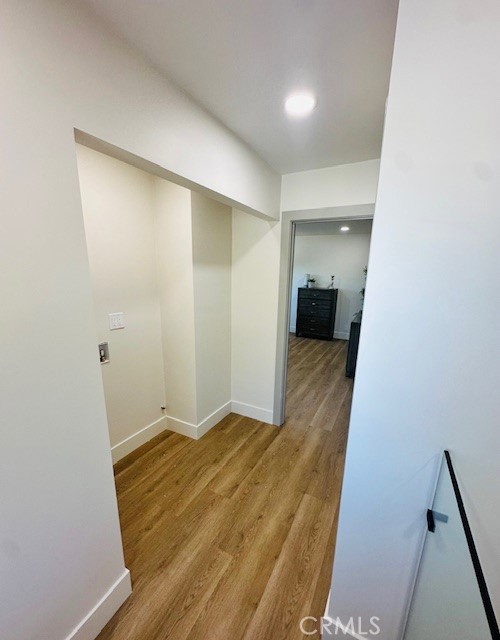 Detail Gallery Image 45 of 56 For 2440 Ostrom, Long Beach,  CA 90815 - 4 Beds | 3 Baths