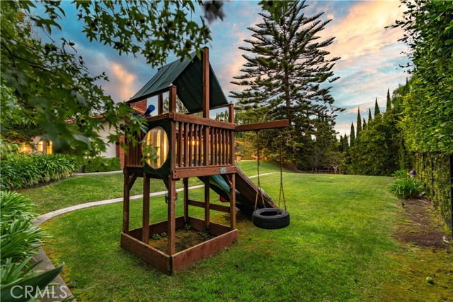 2 Masongate Drive, Rolling Hills Estates, California 90274, 4 Bedrooms Bedrooms, ,3 BathroomsBathrooms,Residential,Sold,Masongate,PV21197083