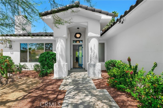 Detail Gallery Image 1 of 36 For 1525 Sonora Ct, Palm Springs,  CA 92264 - 4 Beds | 2/1 Baths