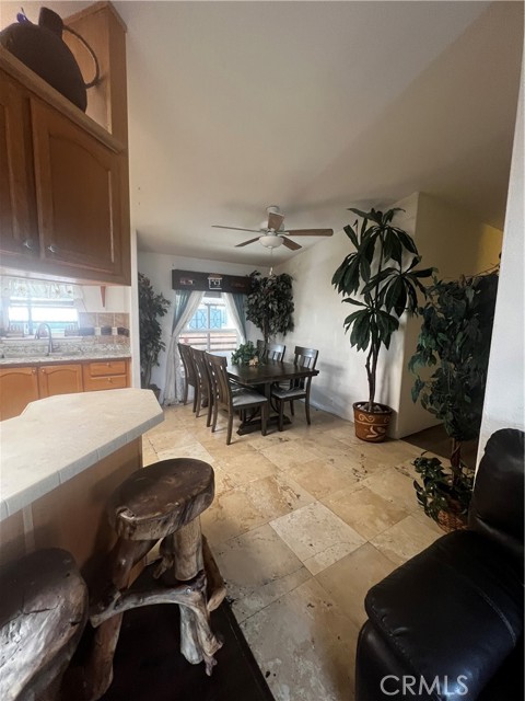 Detail Gallery Image 7 of 36 For 1616 S Euclid #91,  Anaheim,  CA 92802 - 5 Beds | 2 Baths