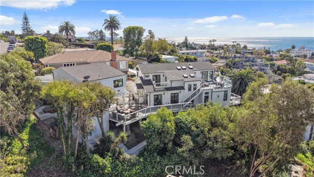 Detail Gallery Image 66 of 74 For 405 Blumont St, Laguna Beach,  CA 92651 - 5 Beds | 6/1 Baths