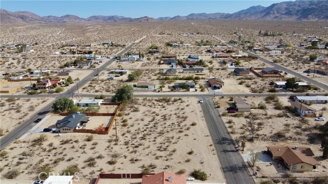 Detail Gallery Image 4 of 22 For 7535 Kellogg Ave, Twentynine Palms,  CA 92277 - – Beds | – Baths