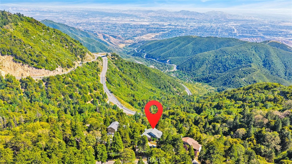 https://media.crmls.org/medias/77899806-af9c-4d3c-bf2a-b12f3e0bfc8c.jpg?preset=X-Large