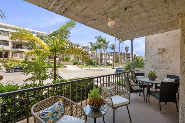 Detail Gallery Image 31 of 66 For 555 Esplanade #320,  Redondo Beach,  CA 90277 - 2 Beds | 2 Baths