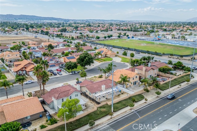 Detail Gallery Image 43 of 46 For 1541 Caron Ct, Perris,  CA 92571 - 4 Beds | 3 Baths