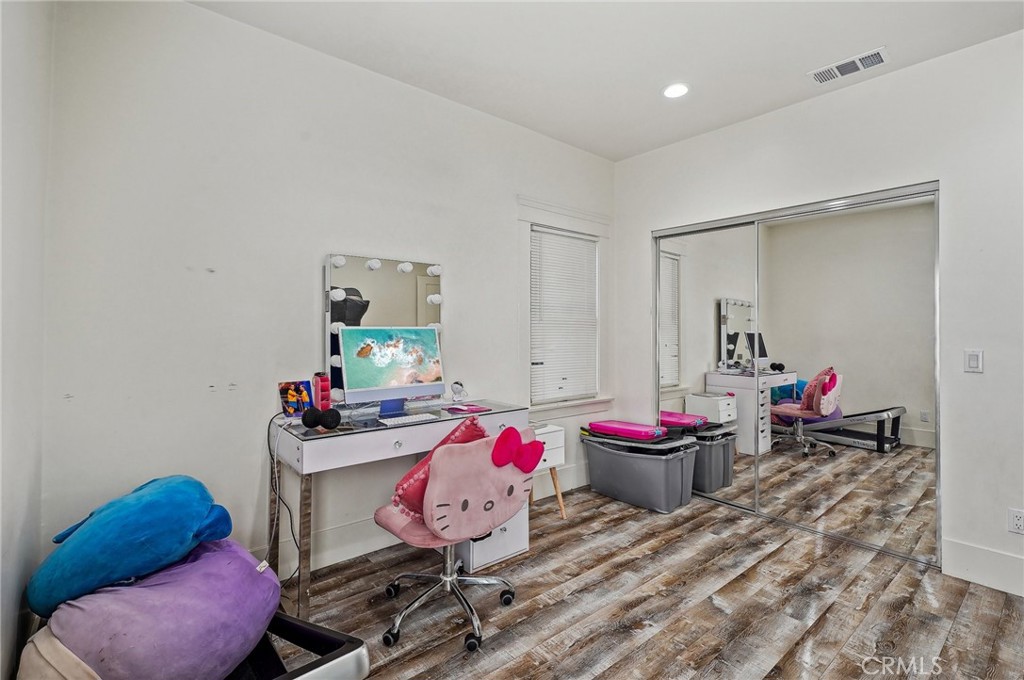 MLS #DW25177428 image #31