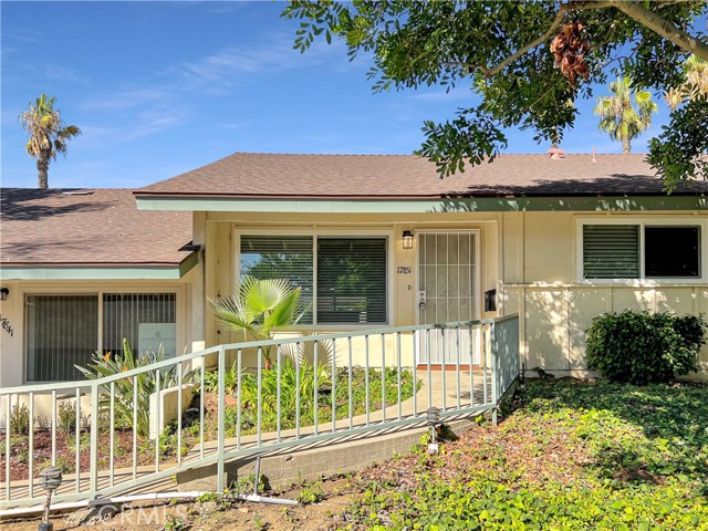 Detail Gallery Image 5 of 24 For 17851 Linda Dr #11,  Yorba Linda,  CA 92886 - 2 Beds | 2 Baths