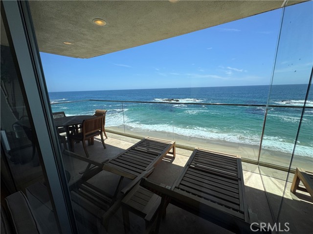 Detail Gallery Image 7 of 24 For 31755 Coast Highway #406, Laguna Beach,  CA 92651 - 2 Beds | 2 Baths