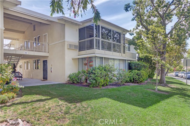 Detail Gallery Image 2 of 32 For 389 Avenida Castilla #Q,  Laguna Woods,  CA 92637 - 2 Beds | 2 Baths