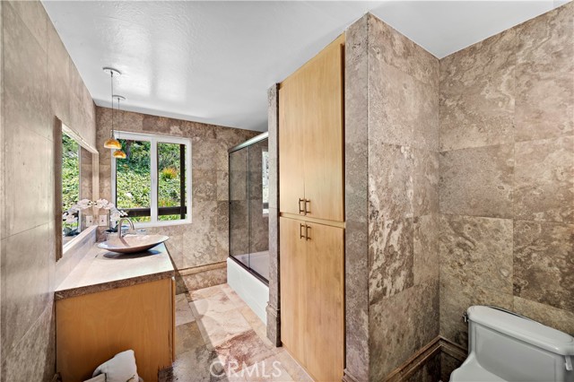 Detail Gallery Image 19 of 31 For 785 Summit Dr, Laguna Beach,  CA 92651 - 4 Beds | 4 Baths