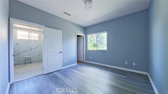 Detail Gallery Image 39 of 45 For 6937 Kian Ct, Van Nuys,  CA 91406 - 4 Beds | 3 Baths