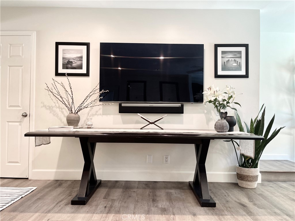 MLS #OC25138395 img 9