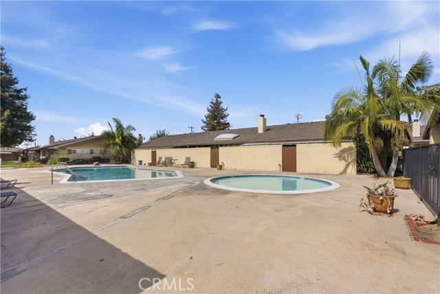 Detail Gallery Image 9 of 9 For 134 S Magnolia 4c,  Anaheim,  CA 92804 - 3 Beds | 2 Baths