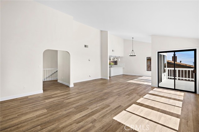 21542 Anns Lane, Laguna Beach CA: https://media.crmls.org/medias/7790a928-0145-46a0-8c59-f6217a6f14a1.jpg