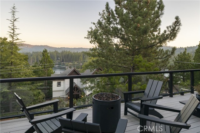 27792 West Shore Road, Lake Arrowhead CA: https://media.crmls.org/medias/77910b89-3605-4239-9659-87e122de770a.jpg