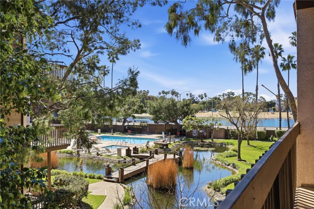 7202 Marina Pacifica S, Long Beach CA: https://media.crmls.org/medias/7791421e-04f6-4c11-9d46-ea93af401a40.jpg