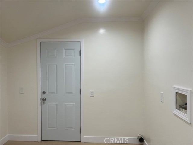 Detail Gallery Image 22 of 26 For 4701 Don Miguel, Los Angeles,  CA 90008 - 3 Beds | 3 Baths