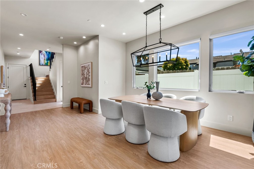 77923831 7464 428c 9f7c 58a5a407657c