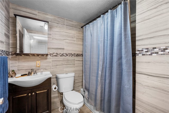 Detail Gallery Image 9 of 32 For 2619 Trinity St, Los Angeles,  CA 90011 - – Beds | – Baths