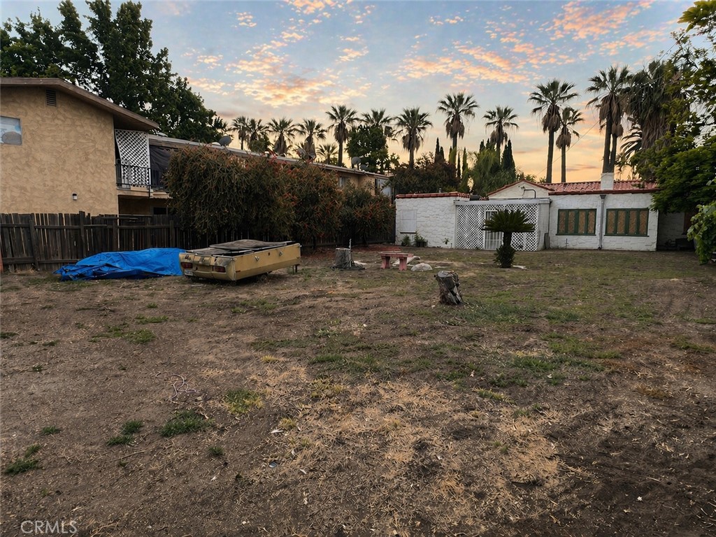 https://media.crmls.org/medias/77925fa3-7320-4d1b-b54b-50e96fa55172.jpg?preset=X-Large