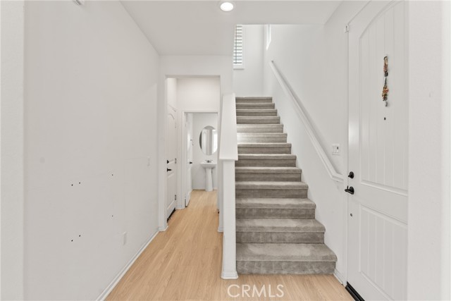 Detail Gallery Image 5 of 41 For 17100 Gray Pine Pl, San Bernardino,  CA 92407 - 3 Beds | 2/1 Baths