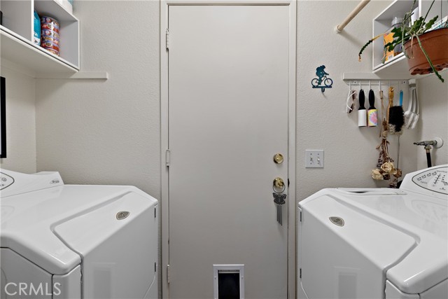 27781 Spring Meadow Court, Menifee CA: https://media.crmls.org/medias/779344e5-e560-4637-85d2-6322b294901e.jpg