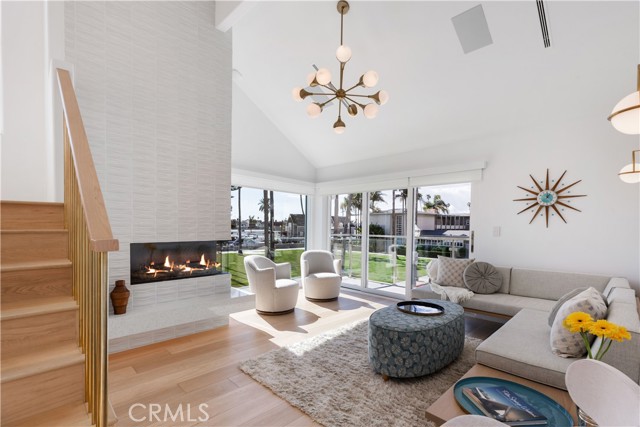 24 The Colonnade, Long Beach, California 90803, 3 Bedrooms Bedrooms, ,1 BathroomBathrooms,Single Family Residence,For Sale,The Colonnade,OC24028713