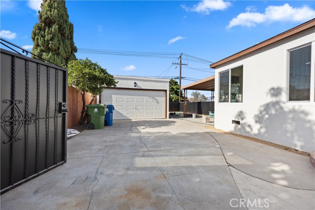 Detail Gallery Image 20 of 21 For 627 W 111th Pl, Los Angeles,  CA 90044 - 3 Beds | 2 Baths